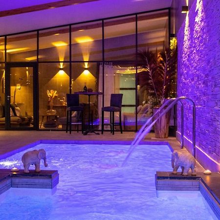 Le Bois Boheme- Suite & Spa Privatif Ним Экстерьер фото