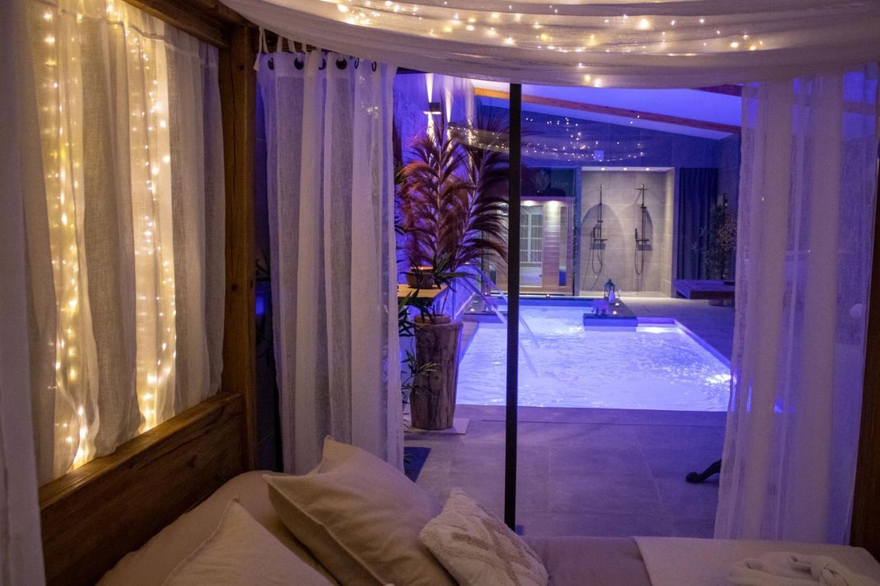 Le Bois Boheme- Suite & Spa Privatif Ним Экстерьер фото