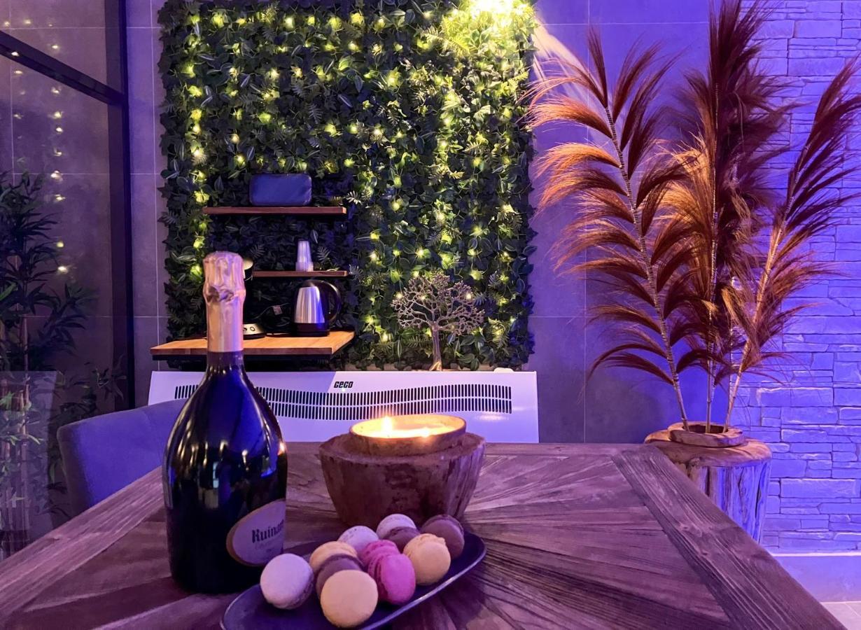 Le Bois Boheme- Suite & Spa Privatif Ним Экстерьер фото